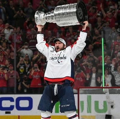 Its not a dream its not a desert mirage its Lord Stanley and he is coming to Washington!