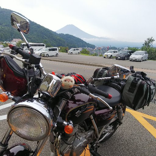 一応、47都道府県バイクで行きました
四国八十八ヶ寺歩きへんろ・富士山登頂したよ
バイク垢ではないのでいろんな事つぶやきます(_ _)