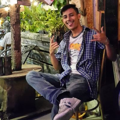 chakayy's profile picture. 21.
Jelutong.
Penang.
instagram ~ syakir.jahat