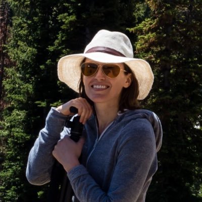 Vet Behaviorist @InsightfulAnim1 interested in welfare and human-animal interactions. Bird artist, wannabe naturalist. She/her Instagram: kcballantyne
