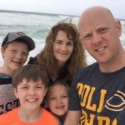 Blessed husband, dad (of 3), Principal, & fan of fun! My views.