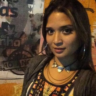 Fazendo o certo e o errado você é criticado, então foda-se.. Mineirinha Uai ♈️