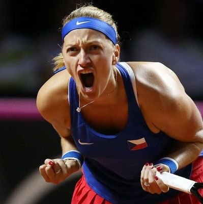 Hello :) I'm the headband of Petra Kvitova ;) Because I'm always useful to look pretty and retain sweat. Account dedicated to all @Petra_Kvitova's fans!