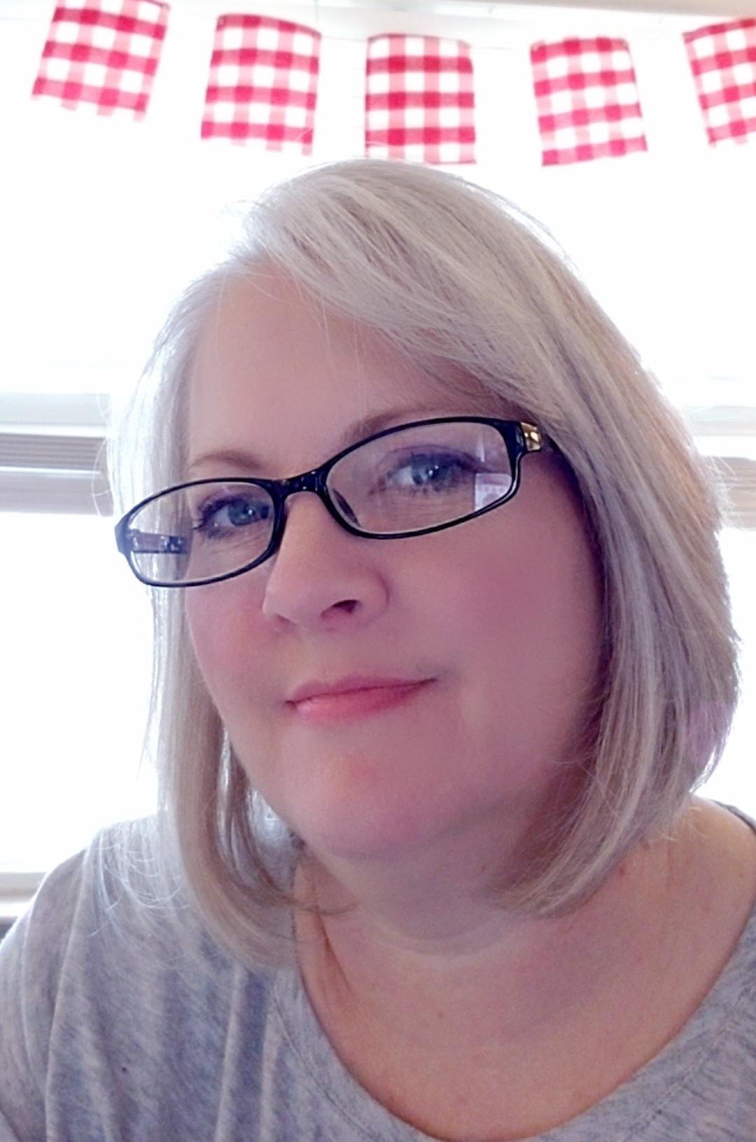 rkbetts's profile picture. Stay at home mom, homeschooler, organizer, traveler, adventurer, reader. Love my God, my family, Christmas, and cold weather.