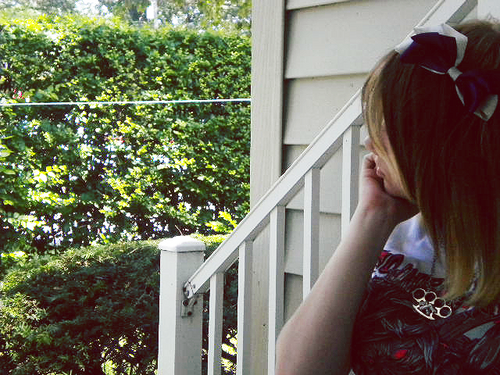 I'm Erybeth, and quite frankly, I don't give a damn. Taken & in love. Btw, I follow generally everyone. ;D