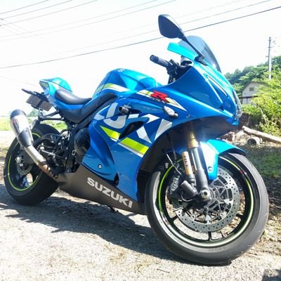 群馬県在住。クルマ＆バイク好き ツーリングetc.....
オン GSX-R1000R '17   オフ セロー225W
休日にまったり林道に行ったり景色がいい所とか甘い物探しにツーリングしたりしてます。気軽に声かけてください!