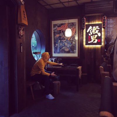 davidellis87's profile picture. Citizen of Nowhere.