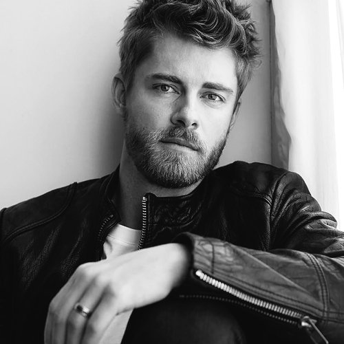 Luke Mitchell FAN is your premier fan source dedicated to bringing you the latest on actor @LukeMitchell__. We are NOT Luke. | Ran by @anguhluh