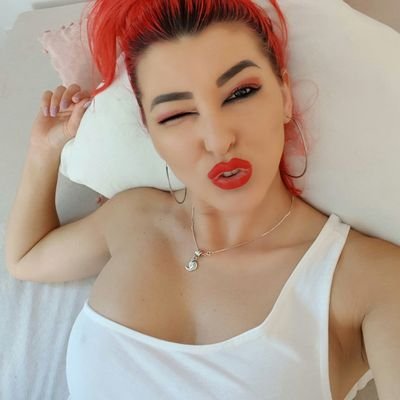 Ebru0615's profile picture. 