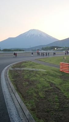 uhqhkKKTkjavB86's profile picture. サッカーとモータースポーツが好きです。
グラベル
ロードバイクでゆるポタしています。