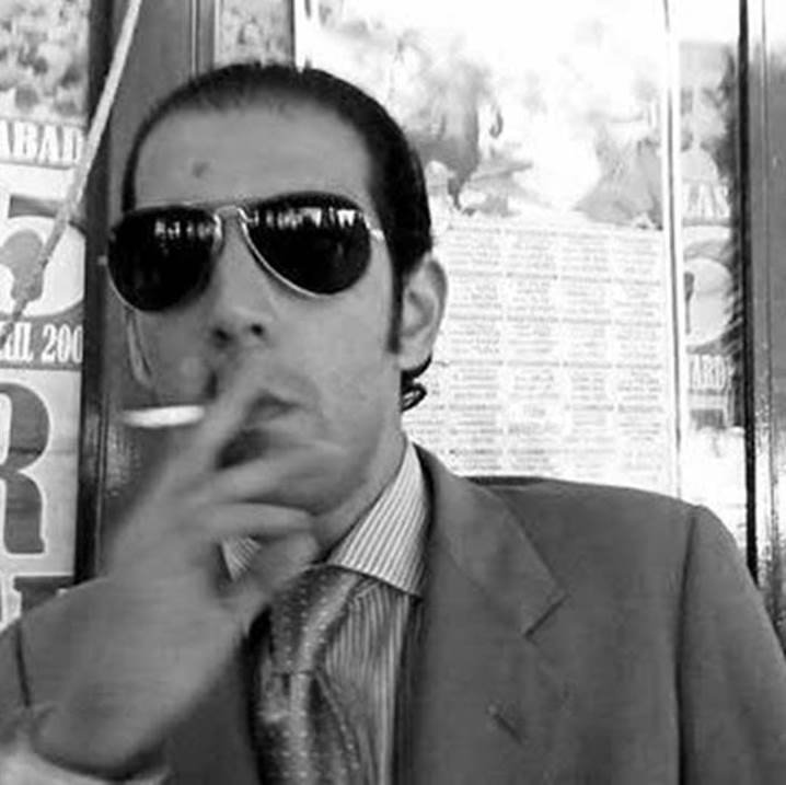 rfcisnal's profile picture. Bioquímico, ex-exsocio del Córdoba Club de Fútbol, amante de la cerveza, ando en moto. @rfcisnal.bsky.social