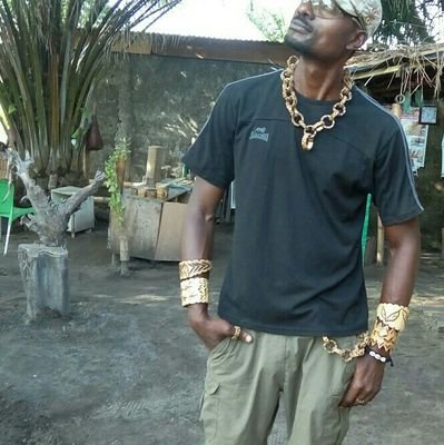 EfeAfriq's profile picture. Creative, focused, solution-provider