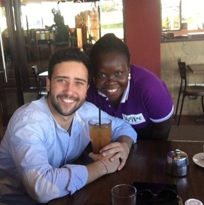 Fundador de @petitsdetallsaf, trabajando en Uganda 🇺🇬, y de @Kirooto_ acompañando ONG y asesorando proyectos de cooperación internacional al desarrollo.