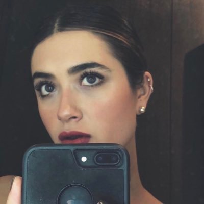 MarianadelaH1's profile picture. UDLAP 2017 soñar no nos cuesta nada ❤️‍🩹