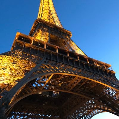 Crypto-coin interested / technology / works in marketing/ Dutch /