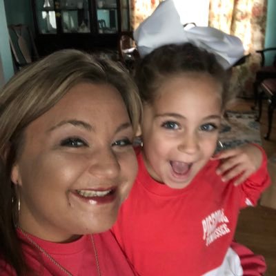 Twinning Mama 💜💙 Hard working daughter 🚘 Friend to all  😊