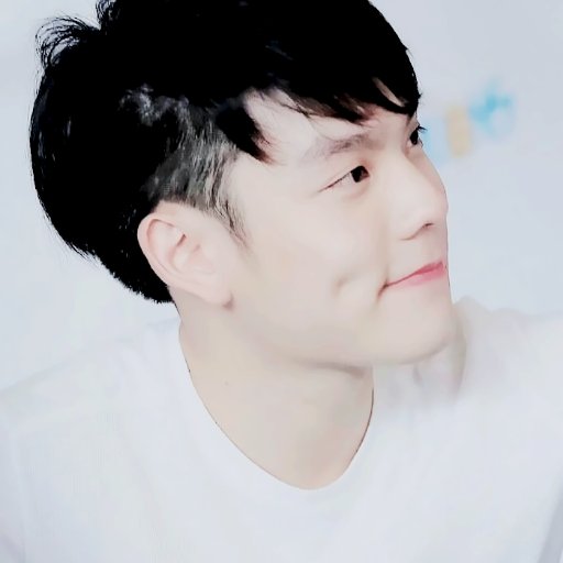 _pkitkat's profile picture. 🍫 ㅡ the kıt kαt guч ; # mαчbe чour fαvorıte chocolαte flαvour ⌠fake acc