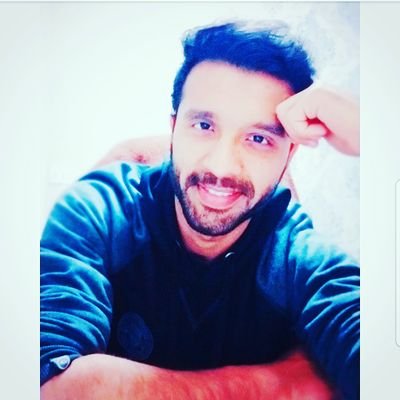 hiren_gor's profile picture. Engineer | Ambivert | Bibliophile