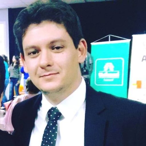 Política, Direito, Economia, Vinhos, e outras inutilidades de (des)interesse geral, e ex-podcaster nas horas vagas.