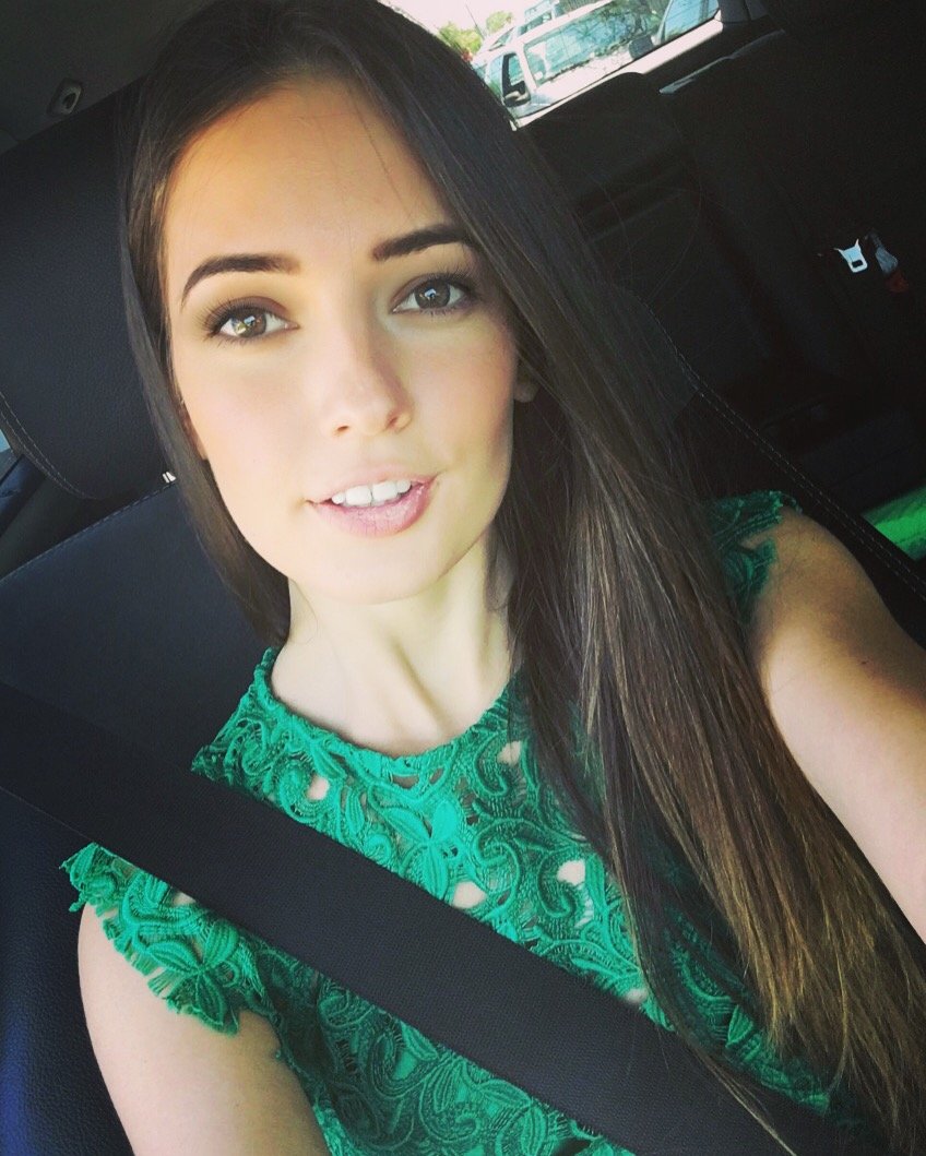 Fashion designer 👗 Project manager 👩🏻💼⭐️Health/Beauty/Sport Channel https://t.co/p1XJz1N1bU 💜 IG 💜tin.tin.yordanova