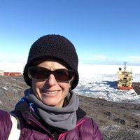 Dr. Rebecca Robinson (@rsrobinsong) 's Twitter Profile