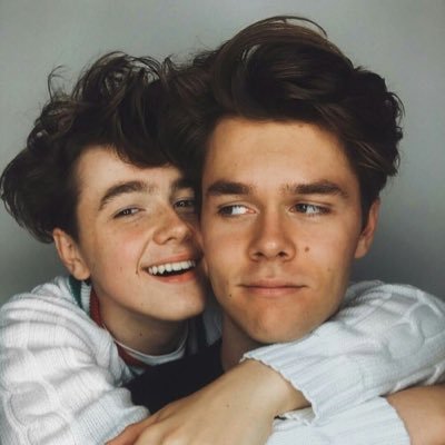Harrison and Ando 😍 my fave YouTube’s , well and knj ❤️❤️ I love you guys 😋😋😋