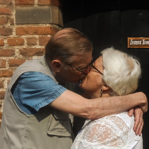 .Amateurdichter https://t.co/T6Xr9qTlK8 schrijft over liefde en verdriet. Weduwnaar van een lieve prinses, ben niet op zoek