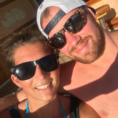 tara_mercedes17's profile picture. Seattle. Seahawks. Wifey.