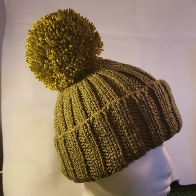 elsimmo87's profile picture. Loves to create things that put a smile on your face :)