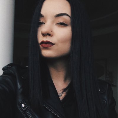 Independent AI trustworthiness analyst 💻 and aspiring tattoo artist ❤️