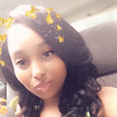 Pretty_LilV's profile picture. 