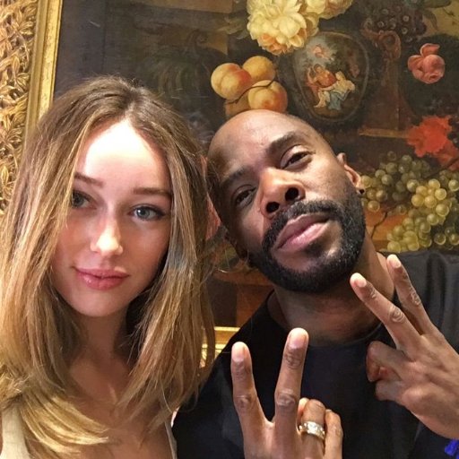 lolobye's profile picture. 