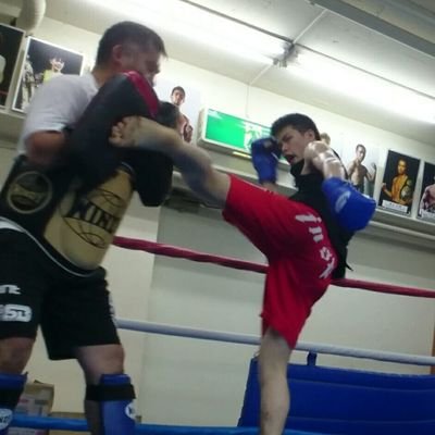 junnhattori's profile picture. ほぼフリーの格闘技イベントの制作部員です。何時なんどき誰のオファーでも受けるw 
#Shootboxing #SB #NoKickNoLife #RISE
#オフィスラディ　 
#オールラウンダー　#新宿FACE

#リング設営