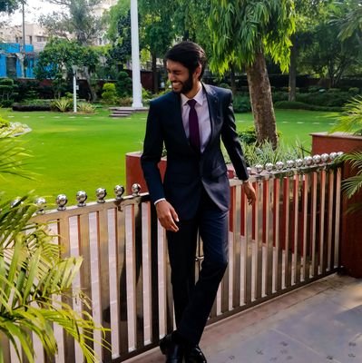 theagarwalrohit's profile picture. 