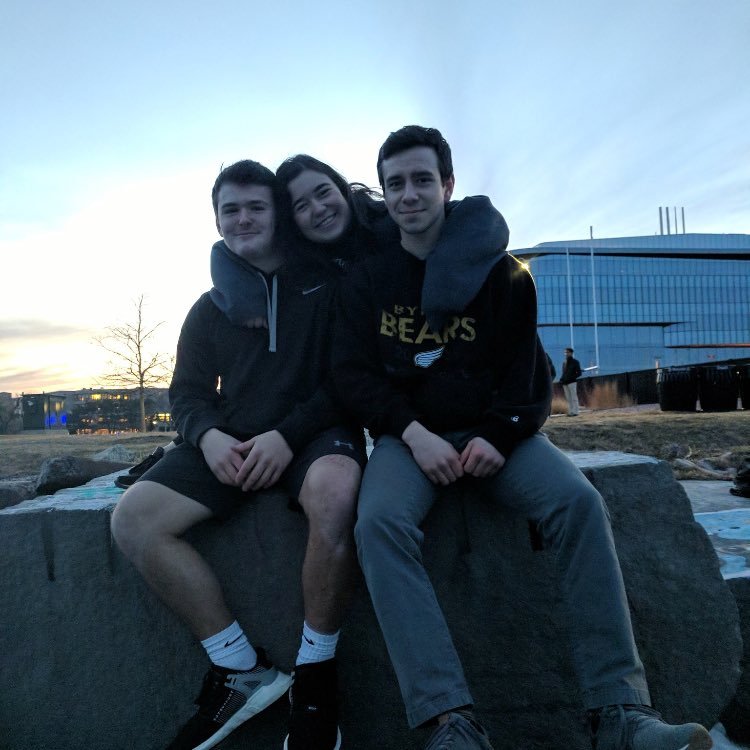 jakiii_98's profile picture. talents include: being a pushover, parallel parking, & math