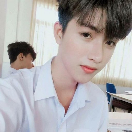 lannakitte19's profile picture. Followme,Followback