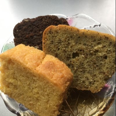 ヘルシーファクトリーi アイ ヘルシーファクトリーi アイ 低糖質の焼き菓子店です 砂糖 小麦粉は一切使っていません 糖質量はパウンドケーキ一切れで なんと2グラム ダイエットや病気で制限されて居る方でも安心して召し上がって頂けます 保存料