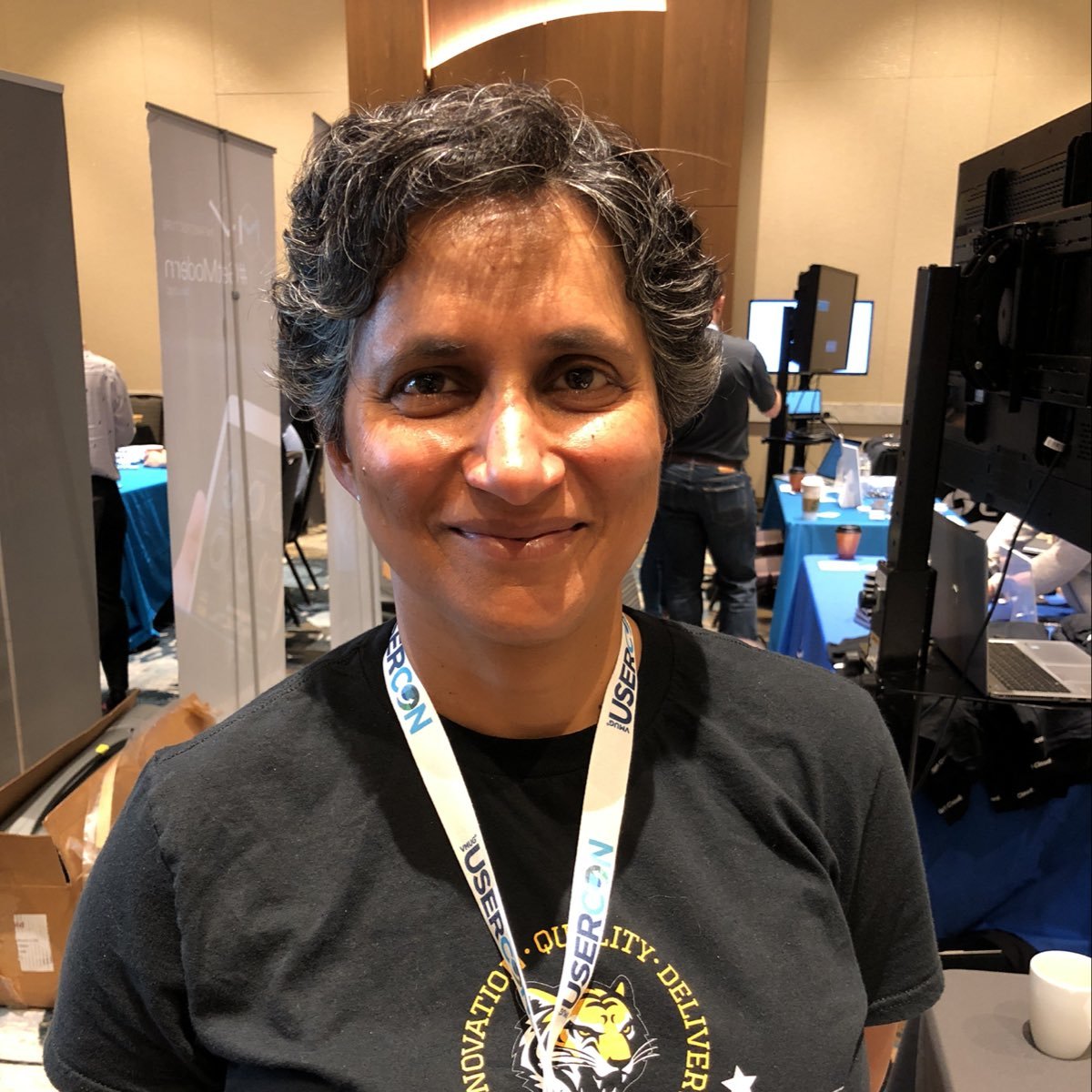 vSphere Engineering @VMware. Loves wine, whisky and running! Opinions are my own.
