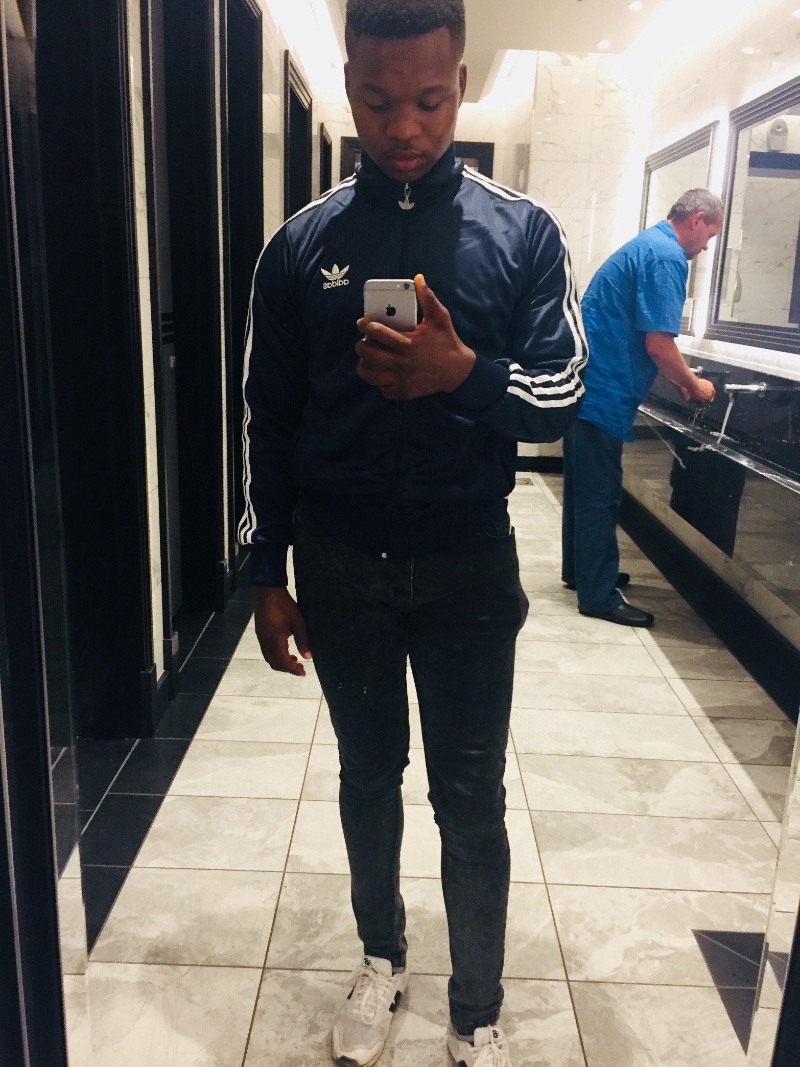 manaka_nelani's profile picture. Multi Millionaire in the making😌💹💰💶💳💎