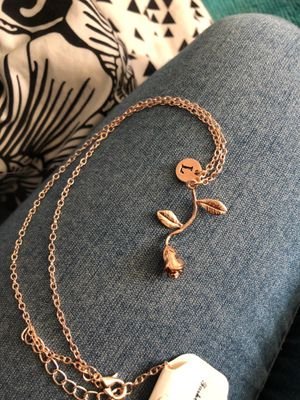 lostinthecity10's profile picture. everyone is fighting there own battles, try not to be a cunt