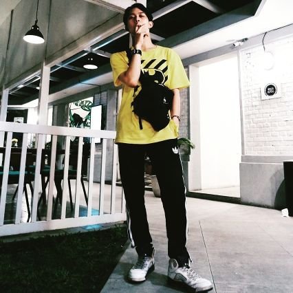Part Time Wordsmith
Full Time Geek
.
IG : kraygivethnofucketh