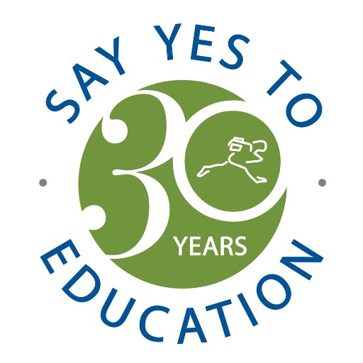 We encourage Say Yes Alumni to connect, share stories, network, and ultimately build an online alumni community.
