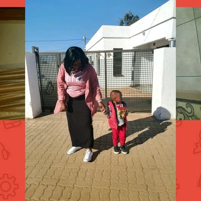 zanelezvzaza's profile picture. 