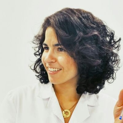 Médico especialista en Medicina Física y Rehabilitación. 
Complejo Hospitalario de Navarra.