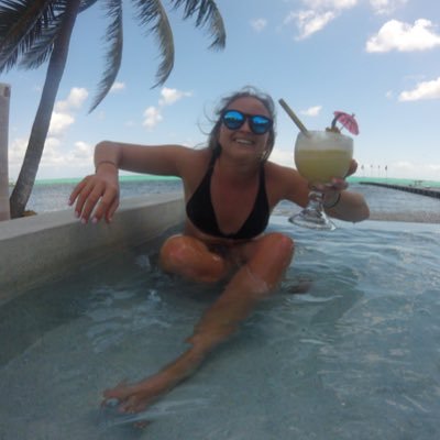 colie5324's profile picture. Assumption College '18