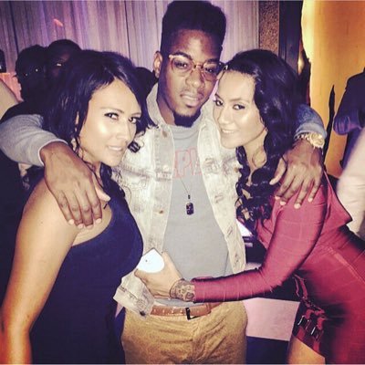 coress214's profile picture. I am Cor'ess, a singer/song writer to book text 469-554-5071