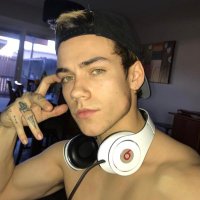 Wesley Tucker (@notwesleyt) 's Twitter Profile