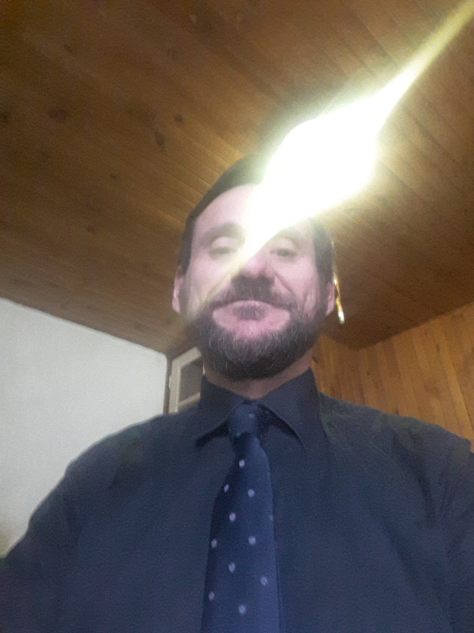 SOY UN HUMIRDE SERVIDO DE JESUS Y QUIERO LLEVAR ESTA PALABRA A TODO E MUNDO PARA SALVA LAS ALMAS PERDIDA LAS QUE QUIERA SER GUIADAS POR DIOS