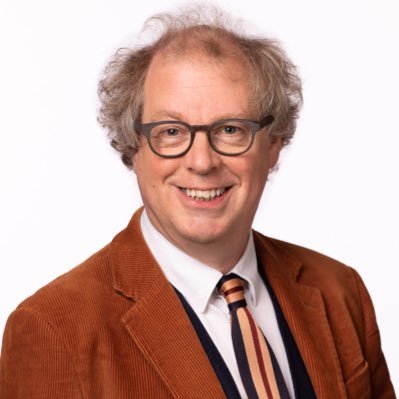 #DoctorDance Director of Dance Psychology at Movement in Practice. Author: The Dance Cure Co-founder: https://t.co/2sSEaERZwG Speaker: https://t.co/wBOkyeKcu8