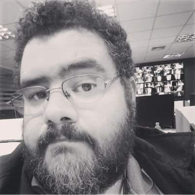 Administrador de rede, atualmente buscando novas oportunidades e desafios.